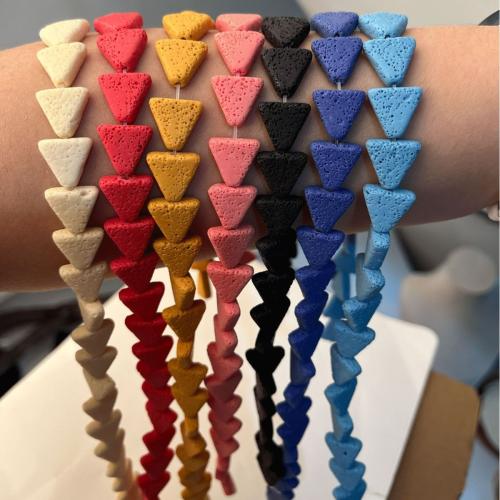 Perles de lave naturelle, lave volcanique, triangle, DIY, plus de couleurs à choisir, 13x14mm, Vendu par brin