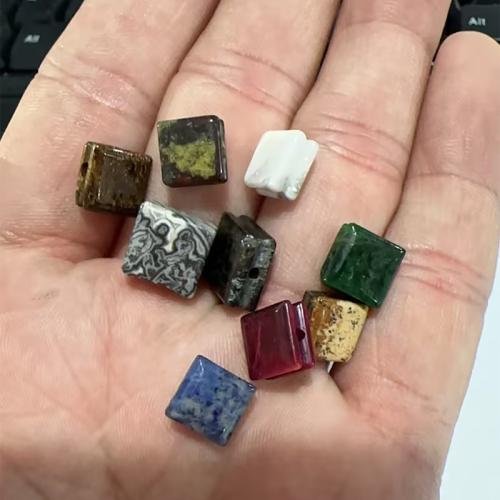 Perles bijoux en pierres gemmes, pierre gemme, cube, DIY, plus de couleurs à choisir, Trou:Environ 1mm, Vendu par PC