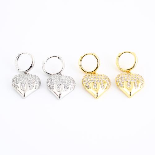 metal Huggie Pendiente aro de la gota, Corazón, chapado, micro arcilla de zirconia cúbica & para mujer, más colores para la opción, 33x18x13mm, Vendido por Par