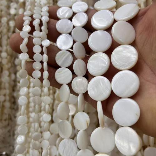 Perles naturelles de coquillage d'eau douce , coquille d'eau douce, Plat rond, DIY & normes différentes pour le choix, blanc, Vendu par brin