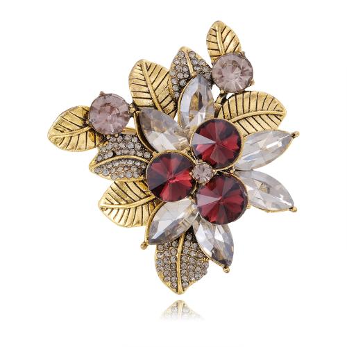 Zinklegierung Brosche, mit Glas, Blume, goldfarben plattiert, unisex & mit Strass, 52x57mm, verkauft von PC