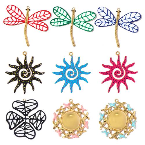 Pendentifs en titane, Acier titane, Placage, DIY & styles différents pour le choix & émail, plus de couleurs à choisir, 3PC/sac, Vendu par sac