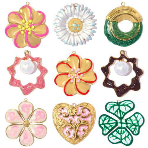 Pendentifs en titane, Acier titane, avec perle de plastique, Placage, DIY & styles différents pour le choix & émail, plus de couleurs à choisir, 3PC/sac, Vendu par sac