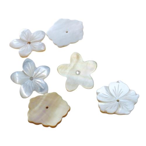 Shell Pendants, Flower, Carved, DIY & different styles for choice, clear, Sold By PC