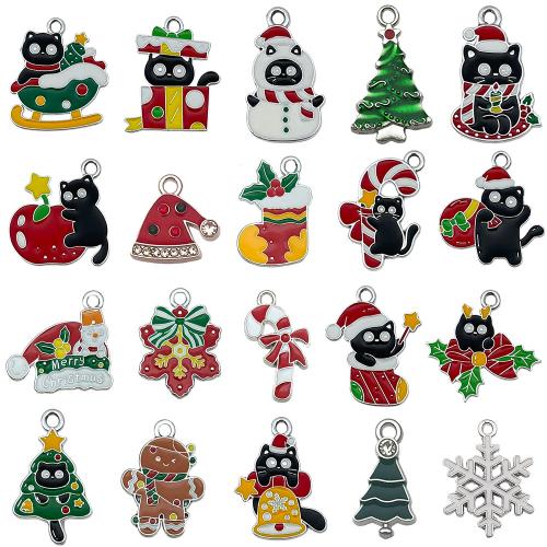 Pendentifs Noël en alliage de zinc, Placage de couleur platine, Conception de Noël & DIY & styles différents pour le choix & émail, Vendu par PC