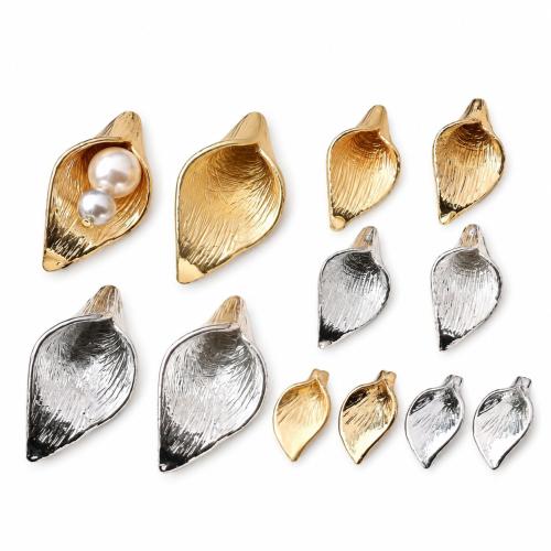 Bijoux pendentifs en laiton, fleur, Placage, DIY, plus de couleurs à choisir, Vendu par PC